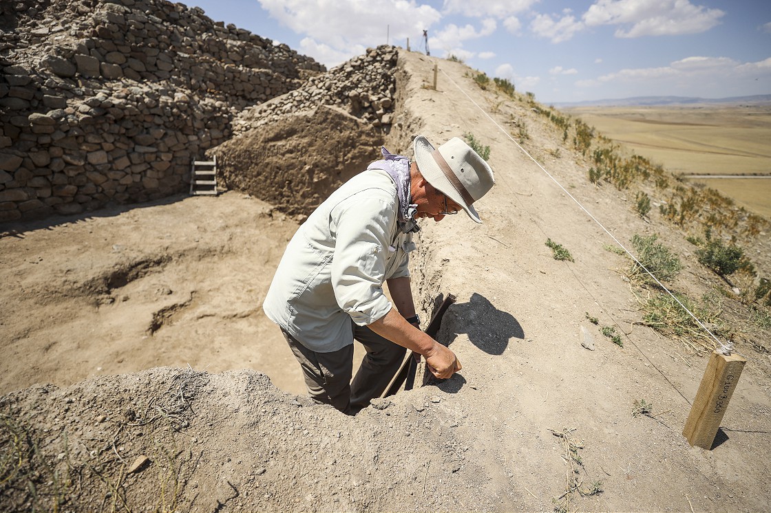 İnsanlık tarihinin izini Anadolu'da Japon arkeolog Kimiyoshi Matsumura sürüyor