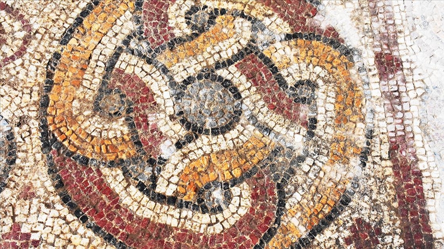 Stratonikeia Antik Kenti'nde bulunan 1600 yıllık mozaikler turizme kazandırılıyor