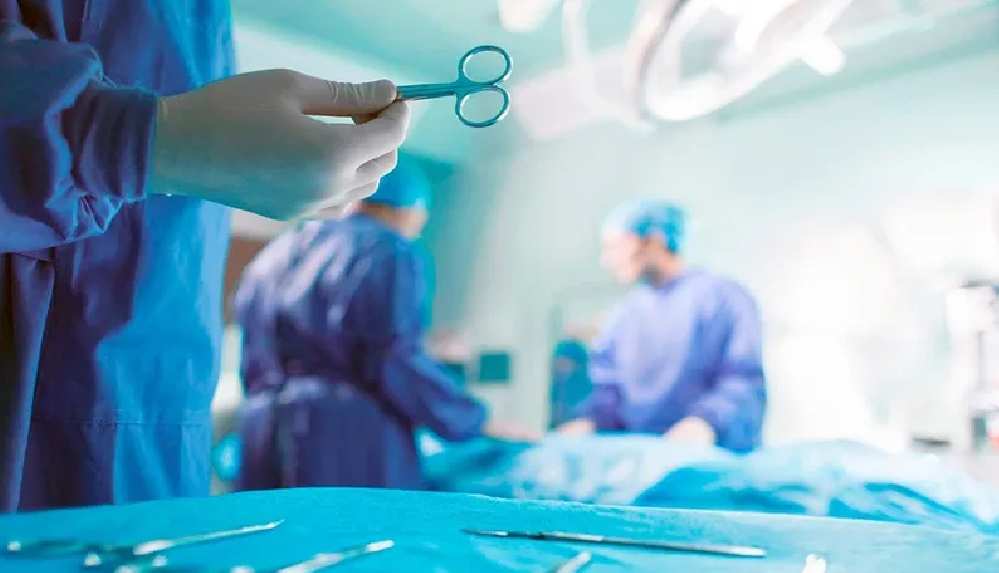 Cerrahpaşada'da 60 doktorun katılımıyla yapışık ikizler 11 saatte ayrıldı