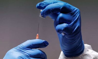 Çalışanlara kötü haber: İki doz aşısını olmayan işini kaybedecek