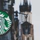 Starbucks, çalışan tarafından bardağına çekik gözlü yüz çizilen müşterisine 100 bin lira tazminat ödeyecek