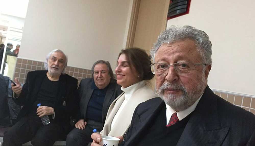 Ahmet Hakan'dan Metin Akpınar ve Müjdat Gezen için çağrı: Araya birileri girsin, davalar çekilsin