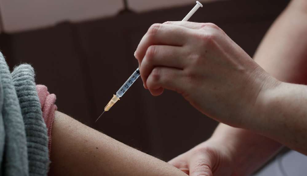 Sabah yazarı Altınok: Aşı olmayanların vatandaşlıktan çıkarılmasını teklif edin bitsin gitsin