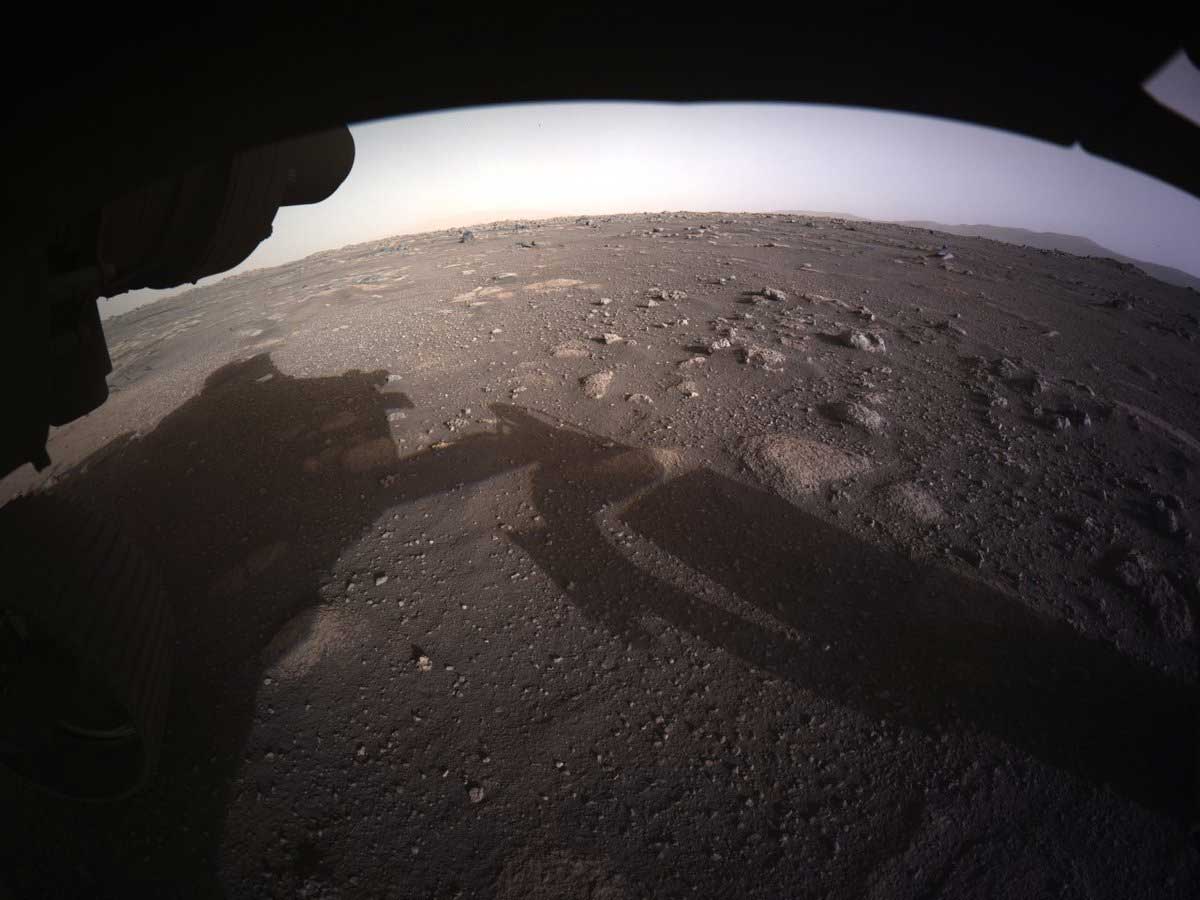 Uzay aracı Perseverance, Mars'tan yeni fotoğraflar paylaştı