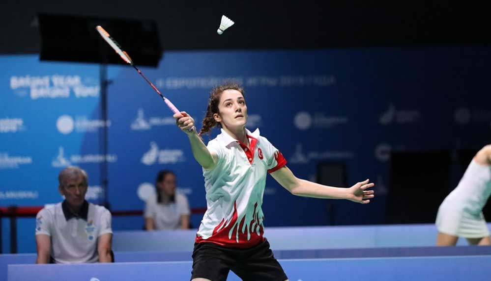 Neslihan Yiğit, Avrupa Badminton Şampiyonası'nda yarı finalde