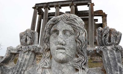 Troya ve Aizanoi'deki kazılar 5 bin yılı aşkın geçmişe ışık tutuyor