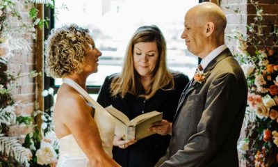 Alzheimer hastası erkek eşine yeniden aşık oldu: İkinci kez evlendiler
