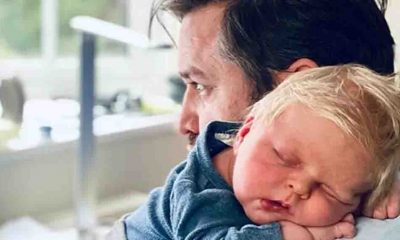 İngiltere'de doğan bebek, Boris Johnson'a benzerliğiyle dikkat çekiyor