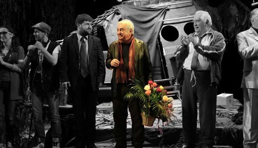 Tiyatroya adanmış ömür: Tuncer Cücenoğlu