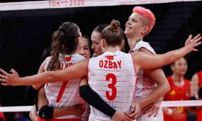 Türkiye Milli Kadın Voleybol Takımı, Çin'i set vermeden geçti