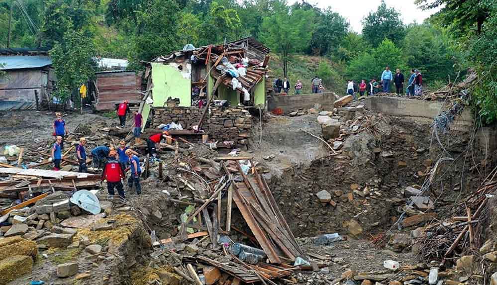 Son Dakika... Sel felaketinde can kaybı 79'a yükseldi