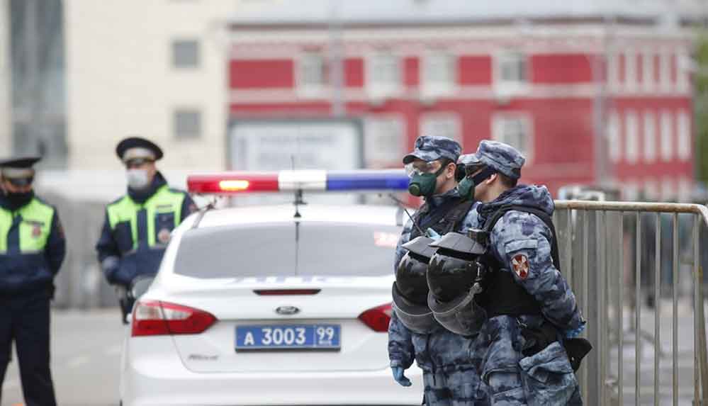 Rusya’nın başkenti Moskova’da camide yaklaşık 600 kişilik cemaat gözaltına alındı