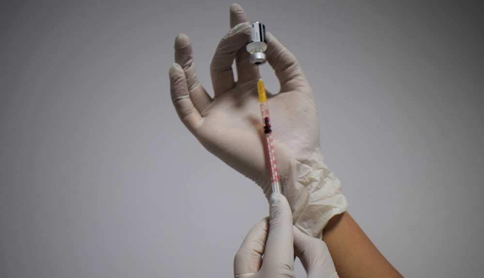 Çin'de çift doz Kovid-19 aşısı yaptıranların sayısı 1 milyarı geçti