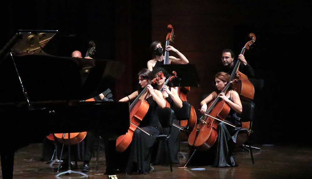 Piyano virtüözü Ludmil Angelov, 19. Mersin Uluslararası Müzik Festivali'nde sahne aldı