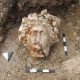 Aizanoi Antik Kenti kazısında 'Afrodit' ve 'Dionysos' heykel başları bulundu
