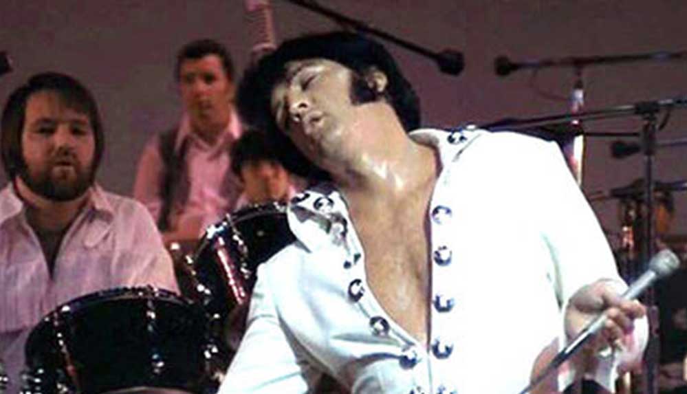 Elvis’in mirasının muhteşem bir elçisiydi: Ronnie Tutt yaşamını yitirdi