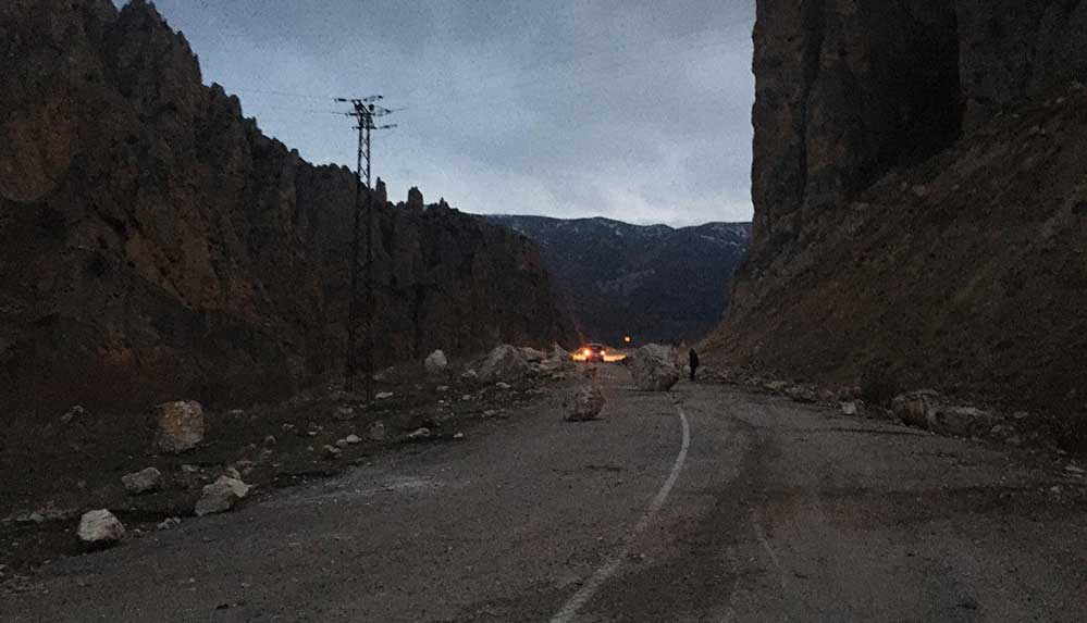 Erzurum'da enkaz altında kalan 2 kişi kurtarıldı