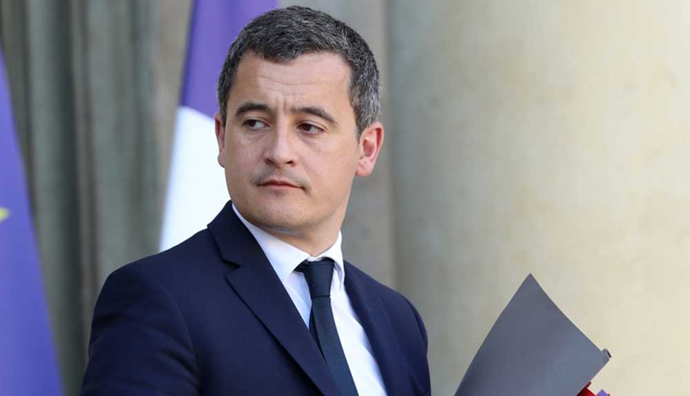 Fransa İçişleri Bakanı Darmanin: Aşırıcı belirti gösteren 21 cami kapatıldı