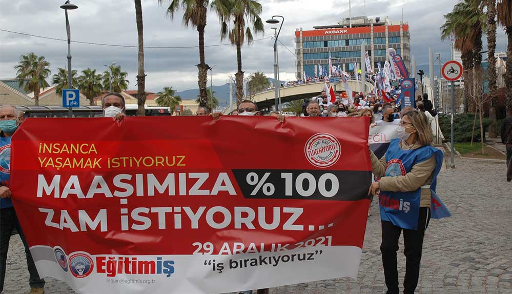 İzmir’de öğretmenler iş bıraktı
