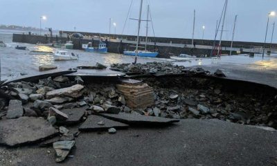 İrlanda'da şiddetli fırtına nedeniyle binlerce ev ve iş yeri elektriksiz kaldı
