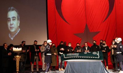 Oyuncu Sezai Aydın için Üsküdar'da tören düzenlendi