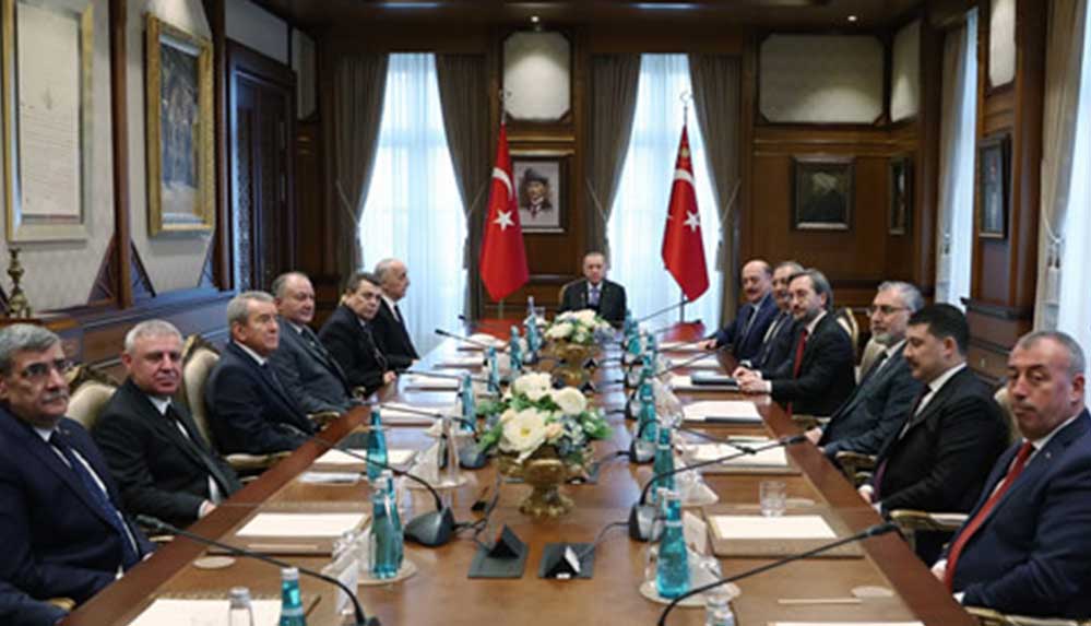 Erdoğan, TÜRK-İŞ heyeti ile görüştü