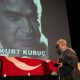 Duayen tiyatrocu Bozkurt Kuruç, son yolculuğuna uğurlandı