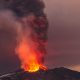İtalya'da Etna Yanardağı bu yıl ilk kez lav püskürttü
