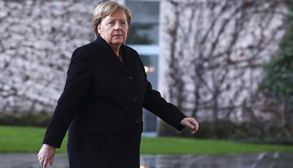 Merkel'e hırsızlık şoku: Alışveriş esnasında cüzdanı çalındı