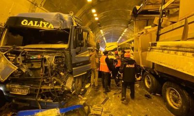 Bolu Dağı Tüneli'nde zincirleme kaza: 18 araç birbirine girdi, 30 kişi yaralandı