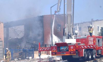 Tuzla'da büyük patlama: Fabrika alevlere teslim oldu