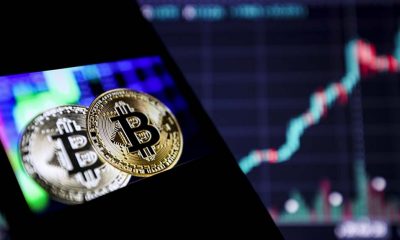 Bitcoin 10 ayın en düşük seviyesine geriledi