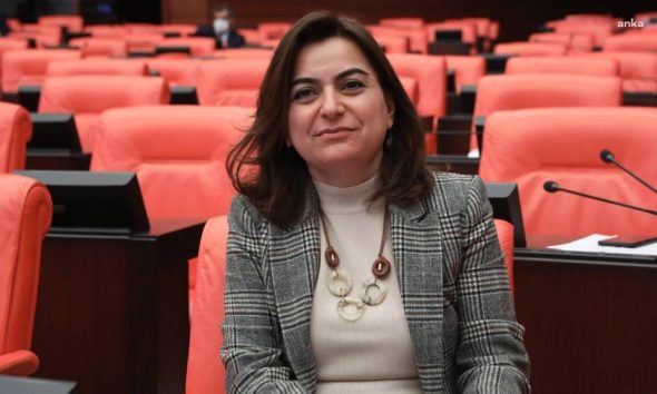 Kadın gazetecilere yönelik tehditler Meclis'e taşındı